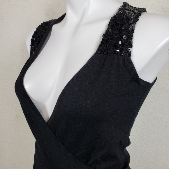 3/$15 Faux wrap sequin tank 65% silk size medium - Picture 2 of 7